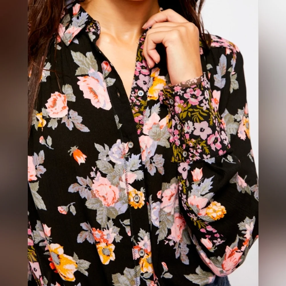 Free People Hold On To Me black floral mixed media button-down blouse Size XS - Picture 3 of 16